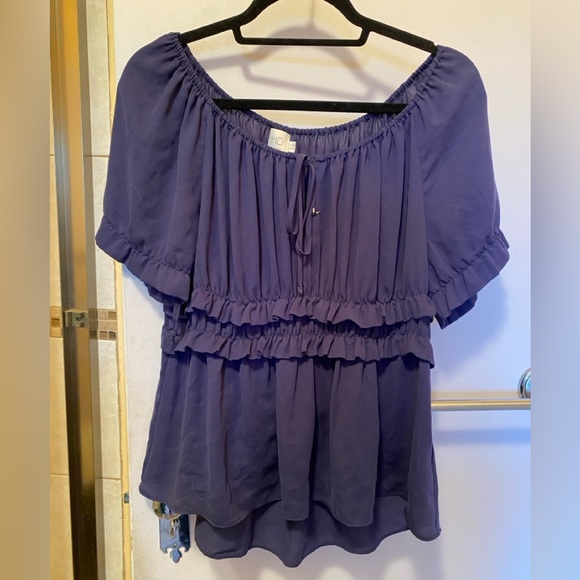 Dusty navy lightweight flowy scoop neck summery blouse - Picture 3 of 6